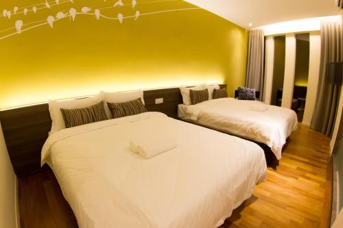 room detail thumbnail 0
