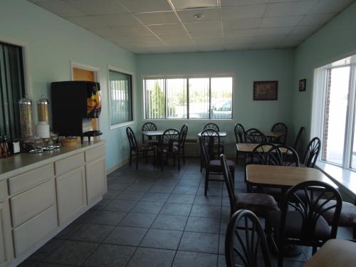 Restaurant, Atlantic Inn in Millsboro (DE)