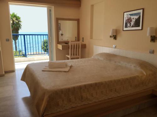 Hotel Golden Sun - image 2