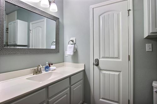 Hello Sunshine Condo - image 4