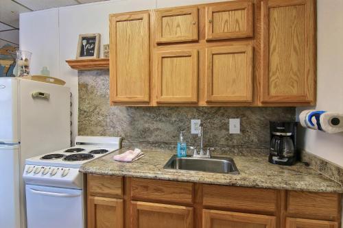 On The Half Shell Condo - image 2