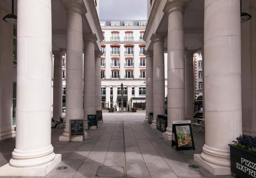 Modern Top Floor Apartment In Cathedral Quarter