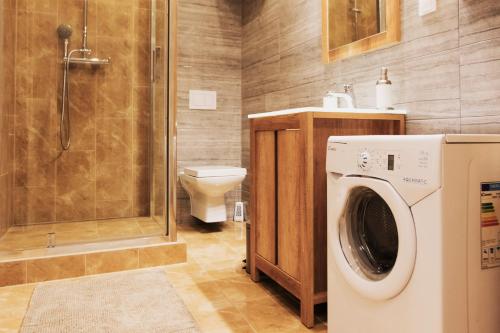 Art Deco/Vintage Apartments 5