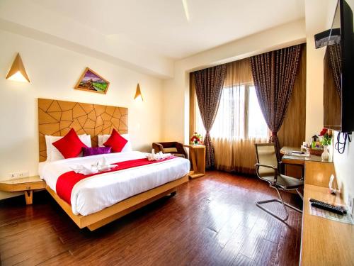 Hotel Rockdale in Ram Nagar