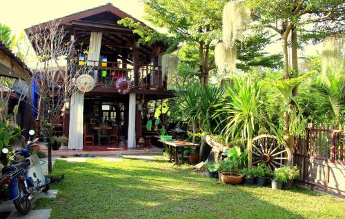 Stay with Brite The Home-stay in Chiang Mai