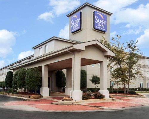 Sleep Inn & Suites Edmond near University in Edmond, USA