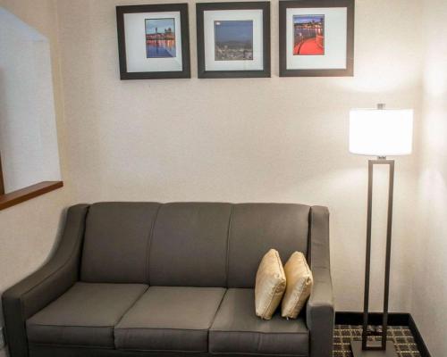 Comfort Suites Portland Southwest