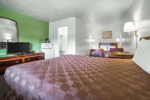 Rodeway Inn & Suites Pendleton