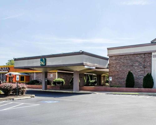 Quality Inn & Suites York