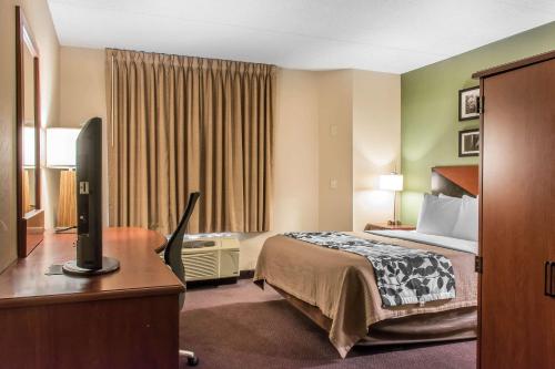 Queen Room - Disability Access/Non-Smoking