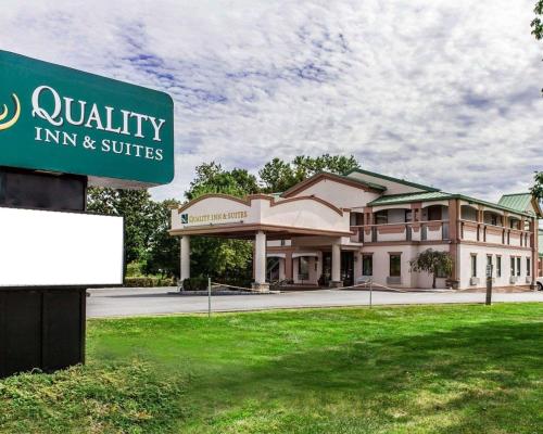 Quality Inn & Suites Quakertown-Allentown - Hotel - Quakertown