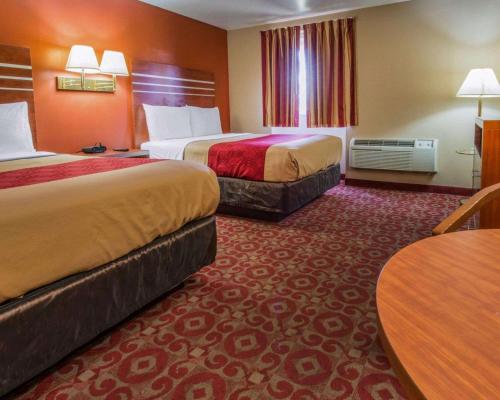Econo Lodge in Hermitage, USA