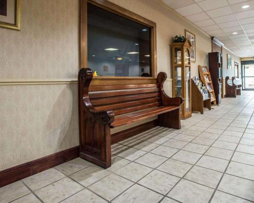 Fuajee, Quality Inn Mill Hall - Lamar in Clintondale (PA)