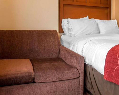 Double Suite with Two Double Beds - Non-Smoking