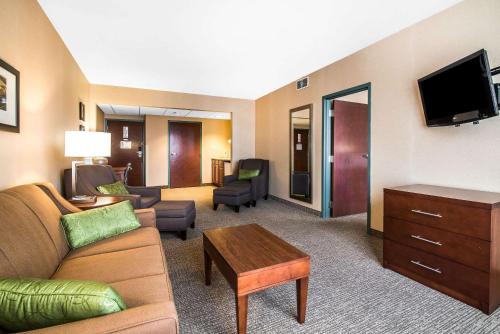 Quality Inn & Suites Towanda