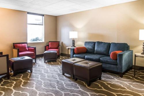 . Quality Inn & Suites Towanda