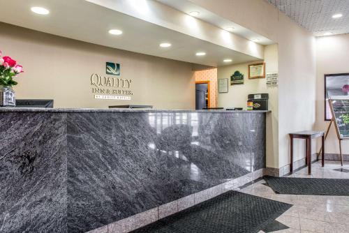 Quality Inn & Suites Fairview