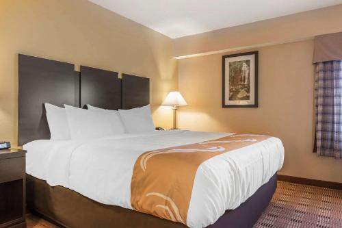 Quality Inn & Suites Harmarville