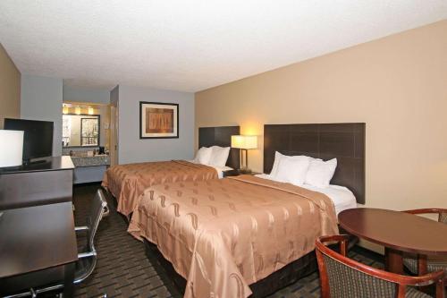 Quality Inn Clinton - Laurens I-26