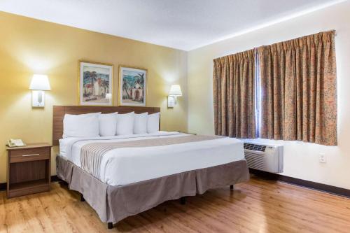 Gästrum, Motel 6 Myrtle Beach, SC near Myrtle Waves Water Park