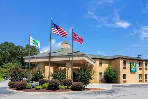 Quality Inn - Clinton Knoxville North