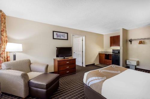 Quality Inn & Suites Sevierville - Pigeon Forge