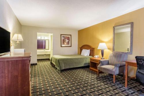 Rodeway Inn Denmark - Jackson - image 9