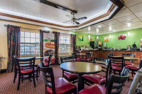 Quality Inn Hixson-Chattanooga