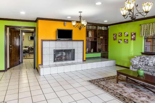 Rodeway Inn & Suites Smyrna - image 4