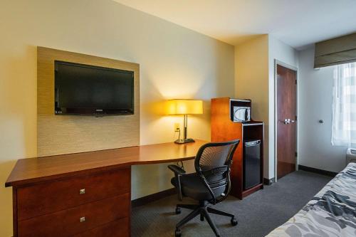 Sleep Inn & Suites in Manchester, USA