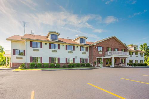 Econo Lodge Inn & Suites Ripley