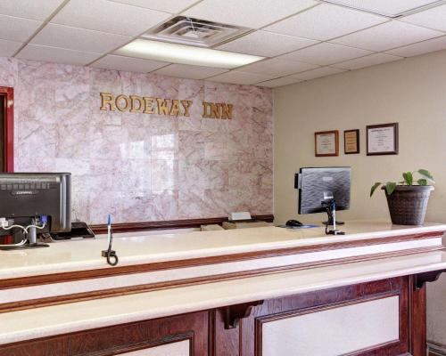 ล็อบบี้, Rodeway Inn New Braunfels - San Antonio Area in นิวบรันเฟลส์ (TX)