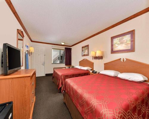 Econolodge Killeen - image 2