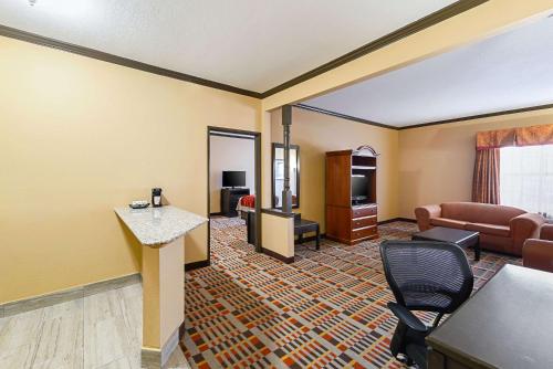 Quality Inn & Suites Lubbock