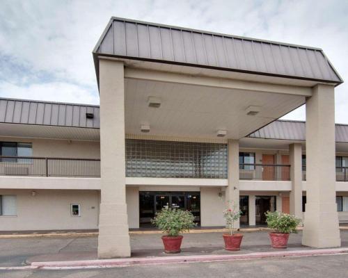 . Motel 6 Texarkana, TX
