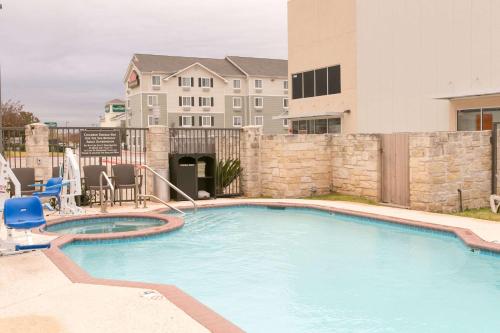 Comfort Suites Austin NW Lakeline