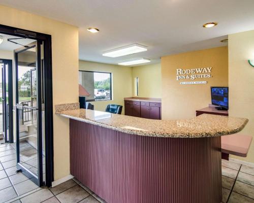 Rodeway Inn & Suites Hwy 290 NW in Houston, USA
