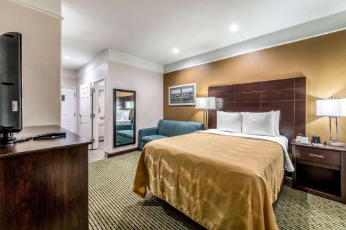 Quality Inn & Suites Seaworld North