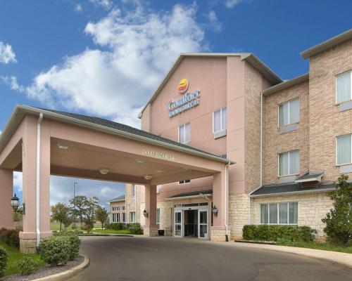 Comfort Inn&Suites Near Lake Lewisville - Hotel - Corinth