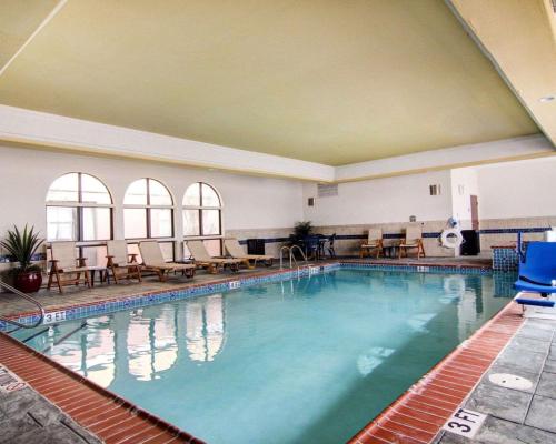 Comfort Suites Fort Stockton - image 8