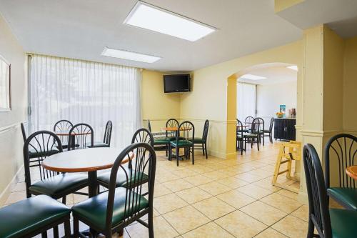 Quality Inn and Suites NRG Park - Medical Center - Houston, TX TX 77054