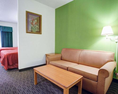 Hotel Del Valle - Austin SE – Austin, TX