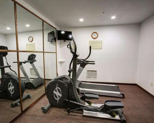 Fitneszközpont, Quality Inn Rockdale in Rockdale (TX)