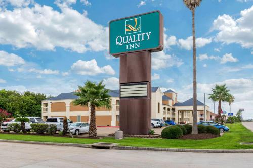 Quality Inn Clute Freeport in Clute, USA