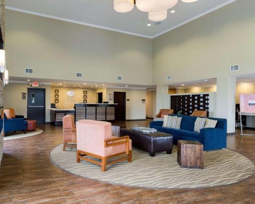 Lobby, Comfort Suites near Westchase on Beltway 8 in Westchase