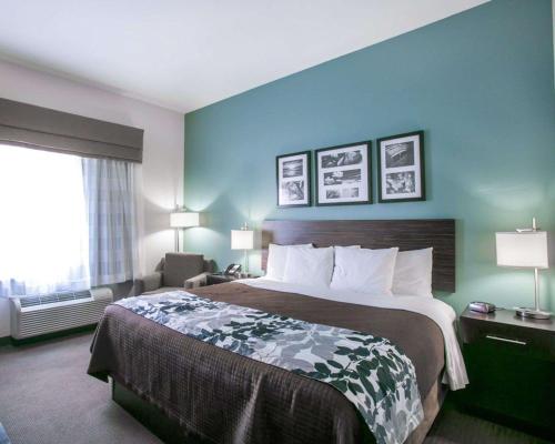 Sleep Inn & Suites Austin North-Pflugerville Room Type - King Room - Non-Smoking