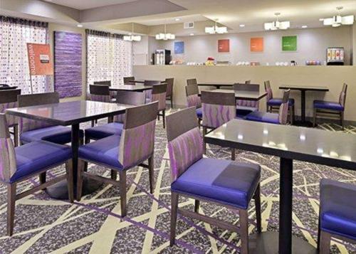 Comfort Inn & Suites Frisco - Plano