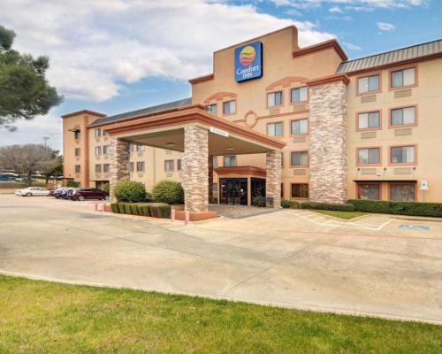 Comfort Inn Grapevine Near DFW Airport