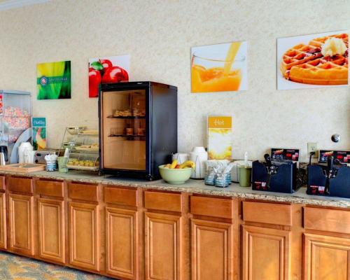 Quality Inn & Suites - Glen Rose