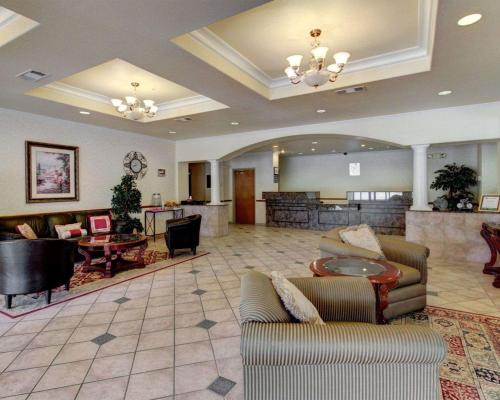 Quality Inn & Suites - Glen Rose